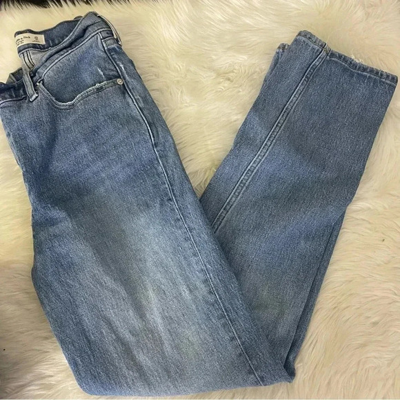 Abercrombie & Fitch The 90's Straight Leg Ultra High Rise Jeans Size 0 / 25 - Picture 6 of 7